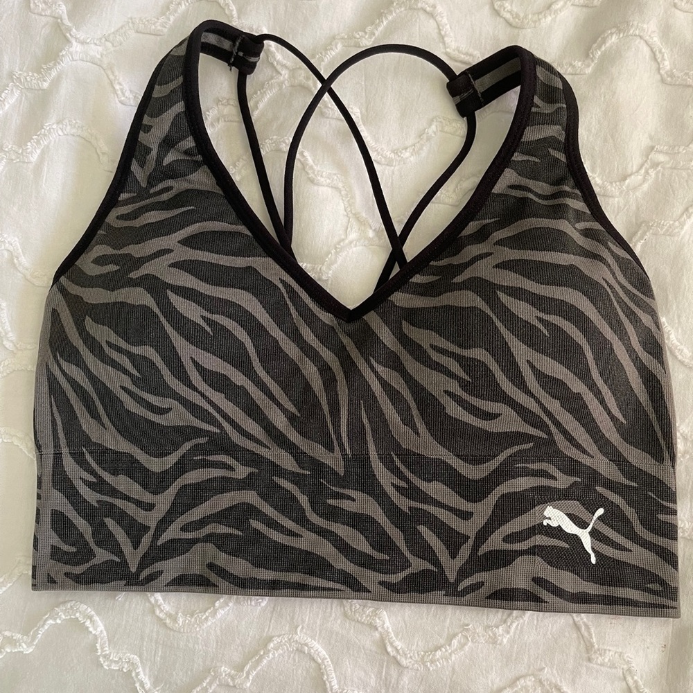 Sports bra